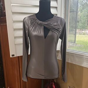 Bebe Elegant Gray Liquid Shine Twist Front Knit Long Sleeve Women's Top